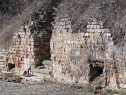 Historia zaklęta w ruinach