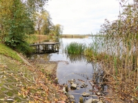 Wyraźne wypłycenie linii brzegowej nad jeziorem Kochle fot. Katarzyna Szczepaniak 