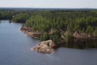 Widok z wieży obserwacyjnej na kolorowe jeziorko zbiornik Afryka fot. Krzysztof Gajda